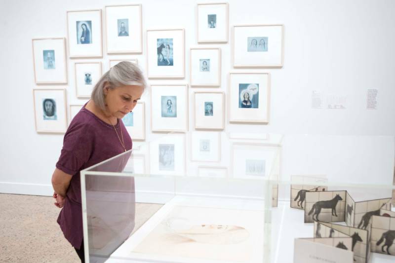 Kiki Smith and Paper: The Body, the Muse, and the Spirit Kiki Smith and Paper: The Body, the Muse, and the Spirit