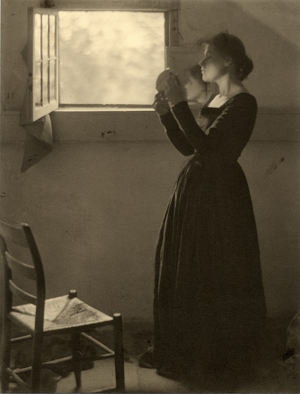 impressionist-clarence-white-the-mirror.jpg Clarence H. White
